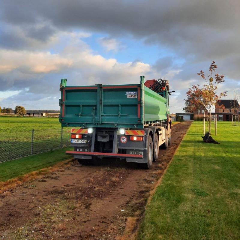 Levering bodemproducten met vaste vrachtwagen - Jatu.be